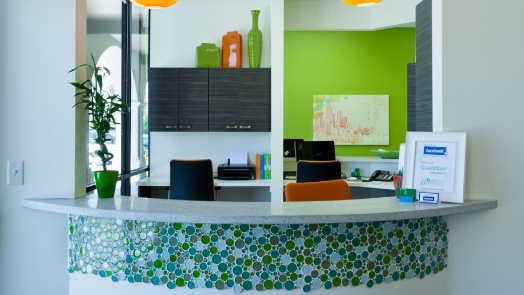 Front desk at Glisten Dental Care of Tulsa