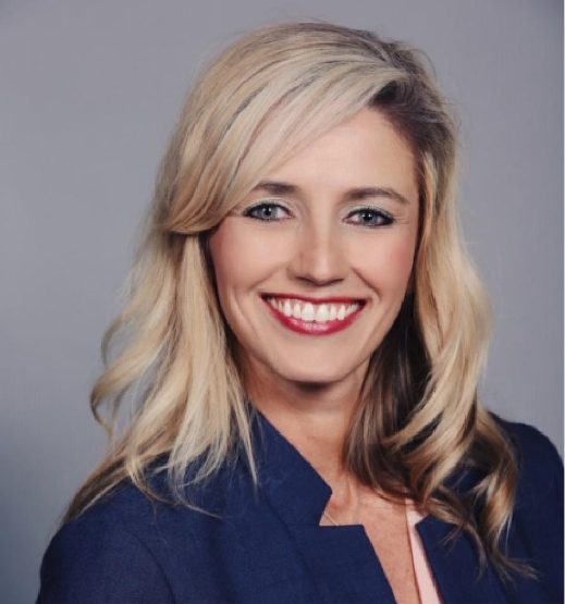 Lindsey Hammond smiling